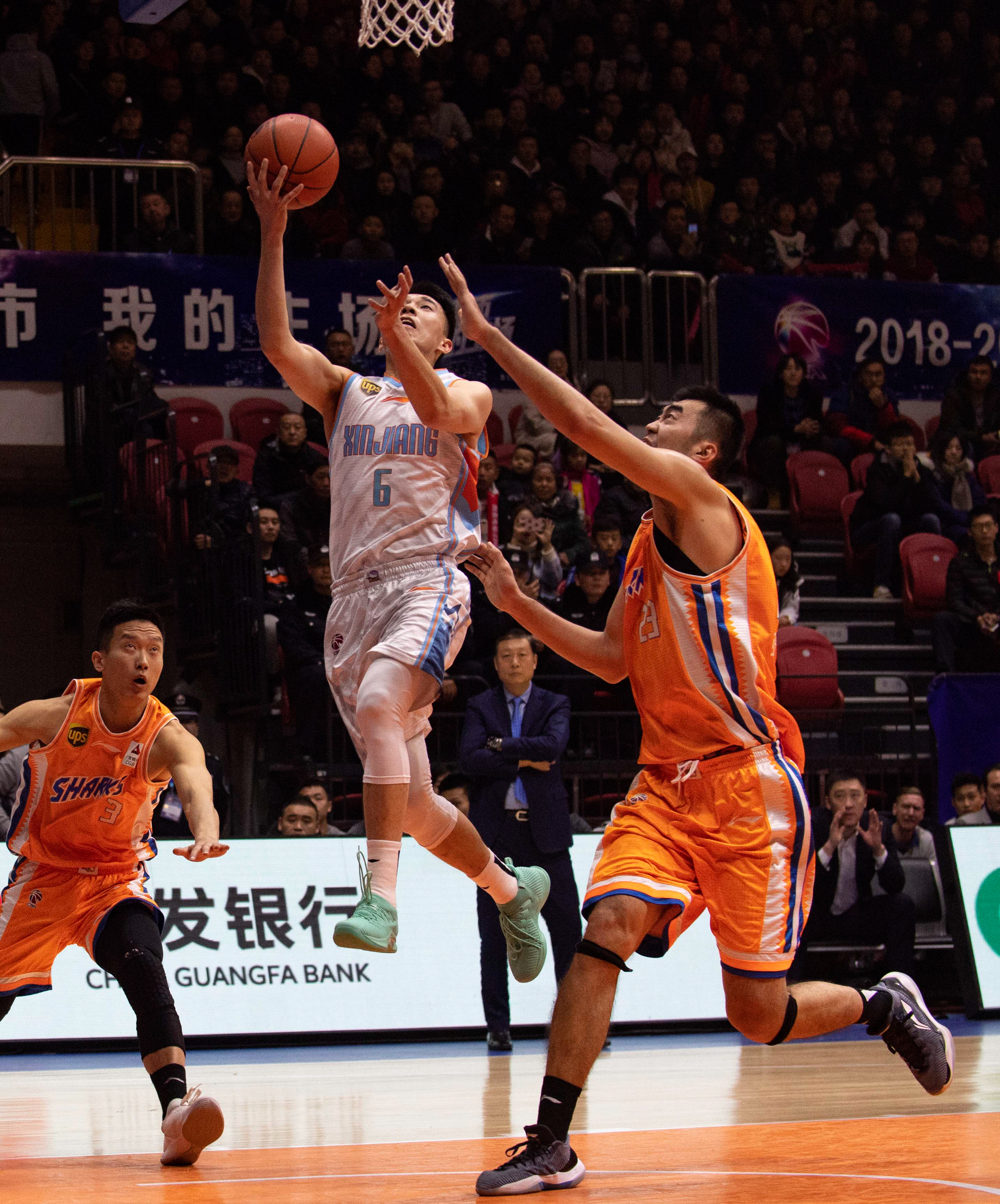 配套举办多 配套举办多