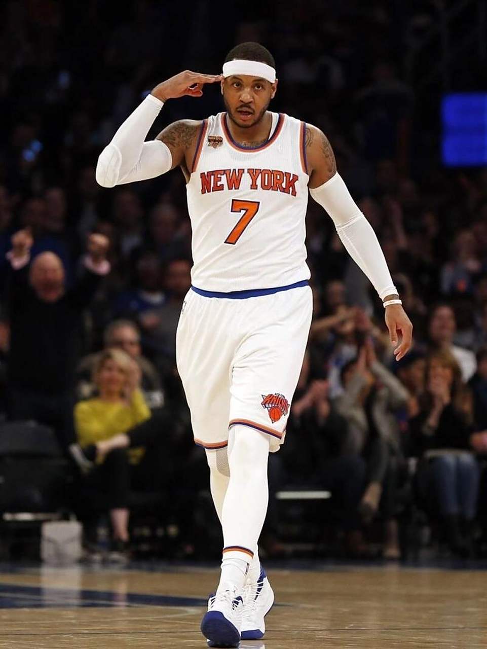 手身上拿到 手身上拿到