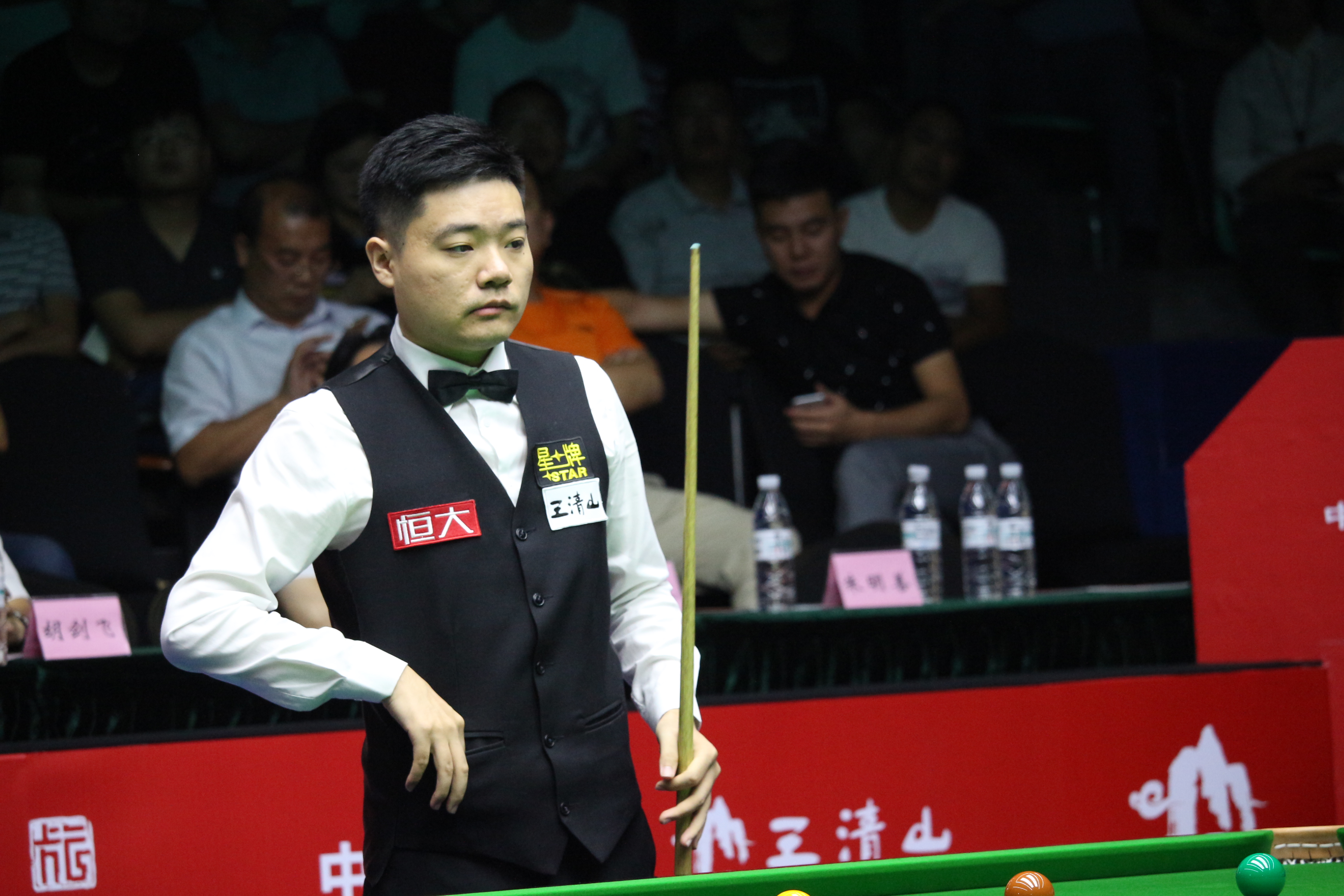 培养新一代 培养新一代